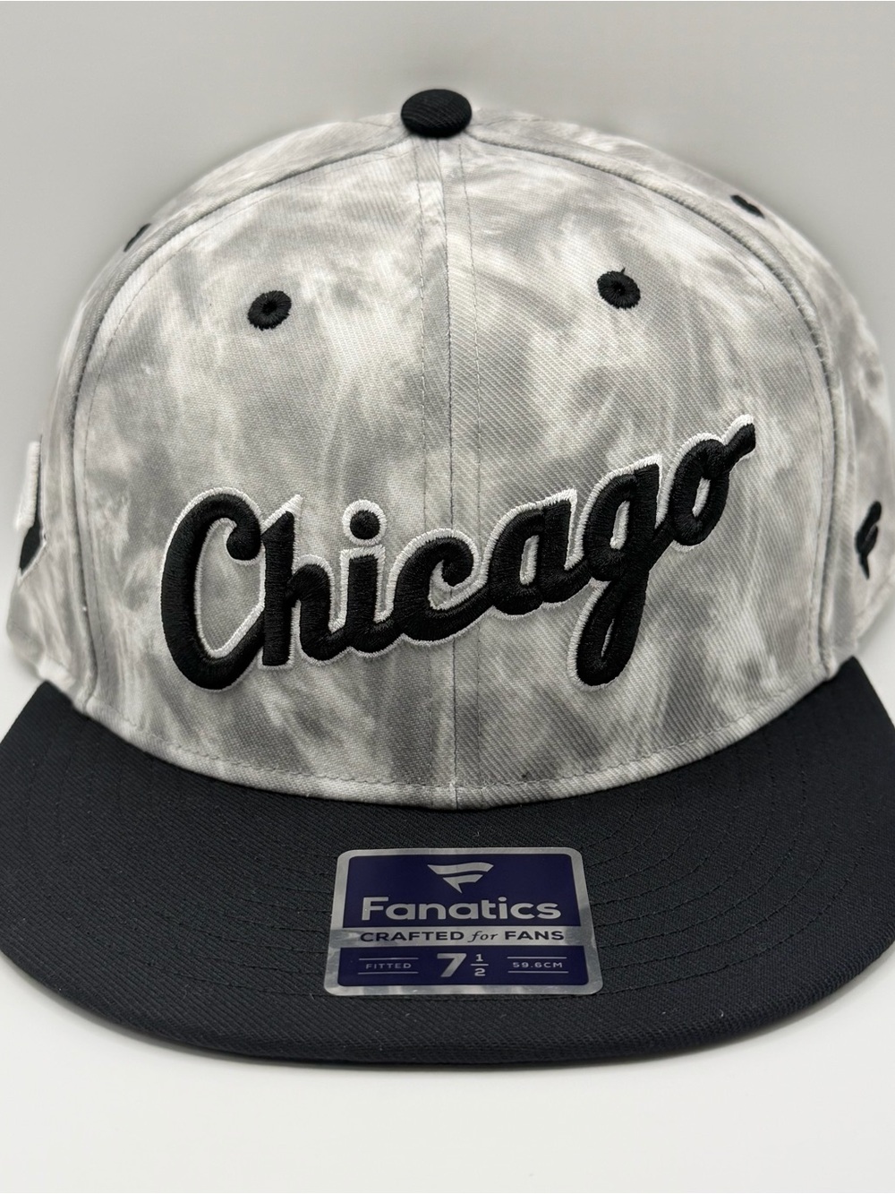 Chicago White Sox Fanatics Smoke Dye Fitted Hat Black/White MLB Size 7 1/2